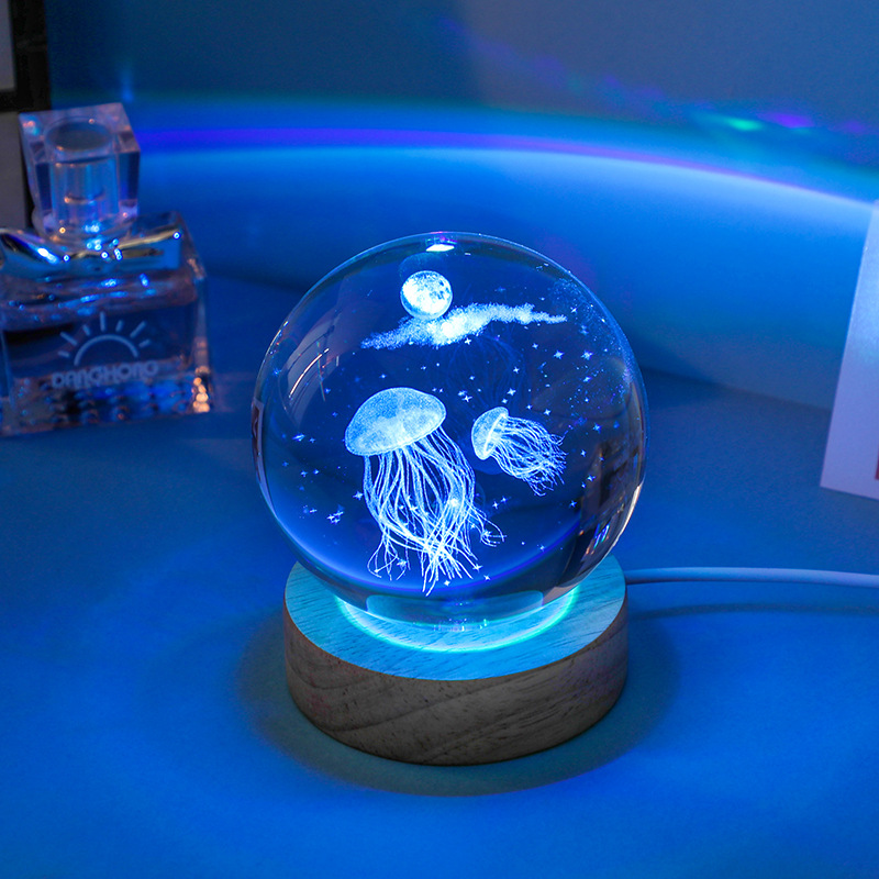 3D クラゲレーザー彫刻クリスタルボール LED ナイトライ - Floating Nightstand With Led Light のレビューと価格